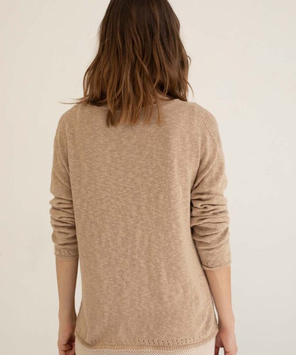 Jersey cuello pico mus bombon GOZO TOSTADO 3 e1740316352819