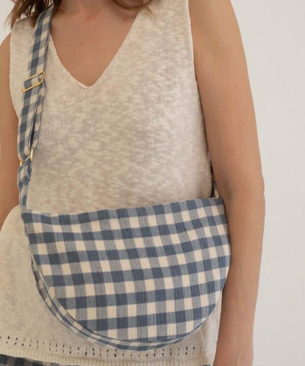 Top punto cuello pico mus bombon GOVER CRUDO 2 e1740465704141