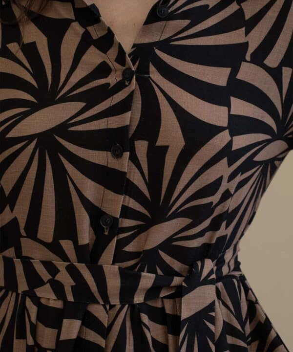 Vestido mus bombon largo camisero NUNIVAK TOSTADO 2 e1740467583356