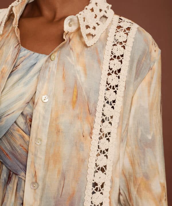 Blusa Meisie tiedye crochet Meisie M125B01 DOL 6 e1741378417514