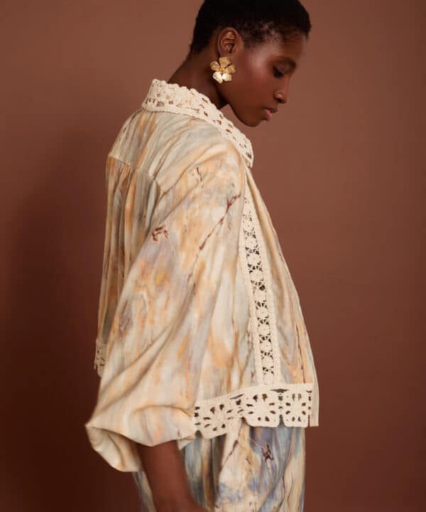 Blusa Meisie tiedye crochet Meisie M125B01 DOL 7 e1741378436457