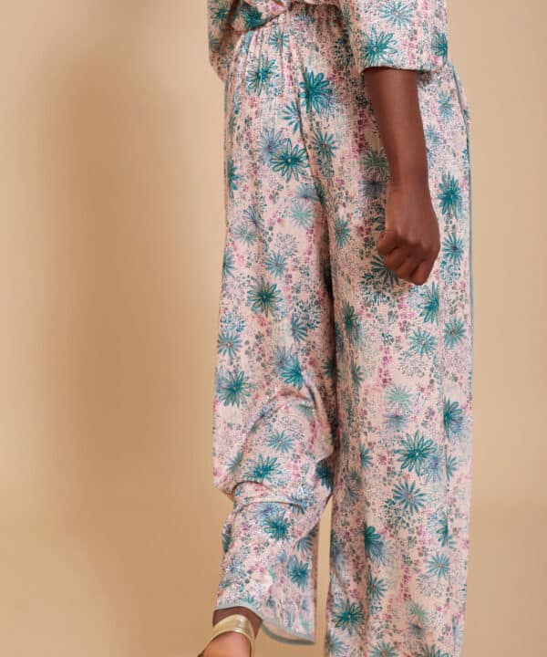 Pantalon meisie fluido punto estampado meisie M05P129AQM 4 e1741463508806