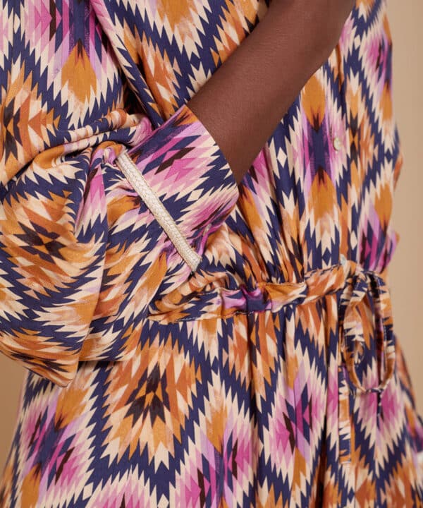 Vestido meisie largo camisero estampado geometrico meisie M05V153PNY 7 e1741462754160