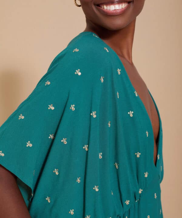 Vestido meisie largo miniflor lentejuelas verde esmeralda meisie M04V32AQM 5 e1741461612458