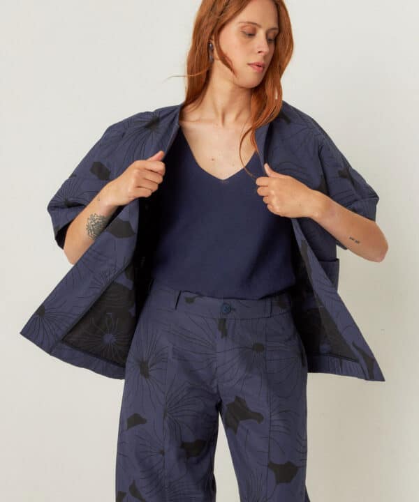 chaqueta kanala SKFK kimono azul scaled e1743661098787
