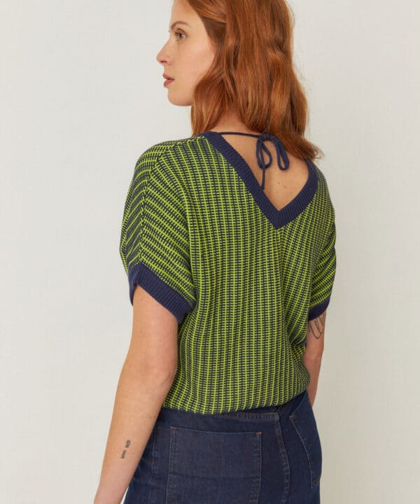 sueter kloe gots SKFK cuello pico azul verde scaled e1743664637867