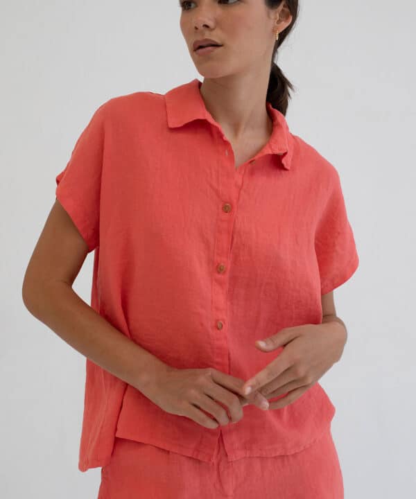 Camisa lino manga corta WHITSUN Mus Bombon CORAL 1 e1747379791927