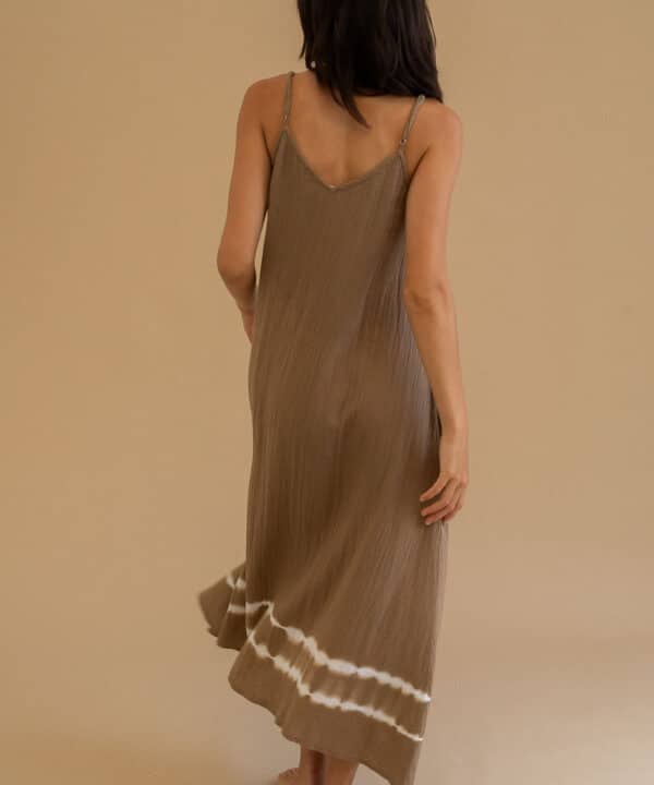Vestido mus bombon AUBARCA TOSTADO 2 e1747636247277