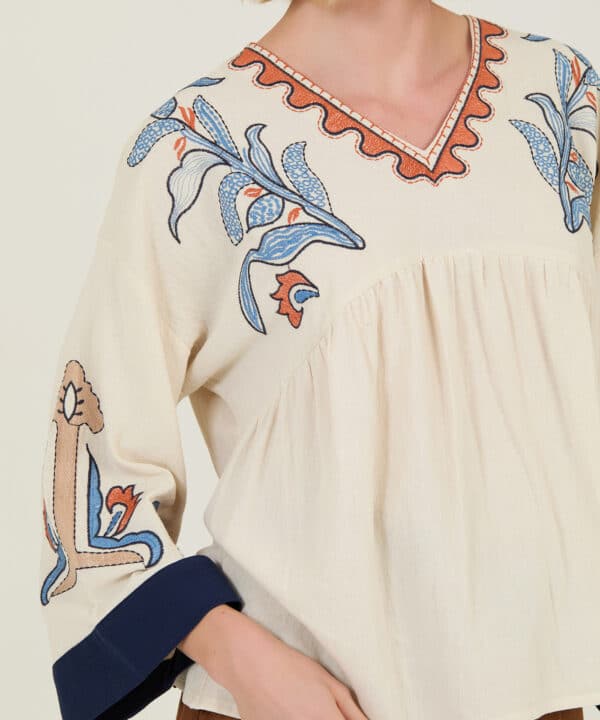 Blusa meisie de algodon bordada Meisie M04B134CHG 02 e1755844908348