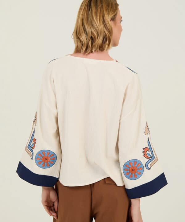 Blusa meisie de algodon bordada Meisie M04B134CHG 04 e1755844939673