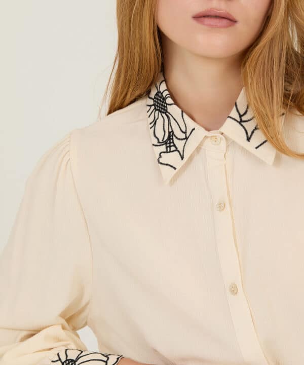 Alternative view of Camisa de bambula MEISÏE bordada