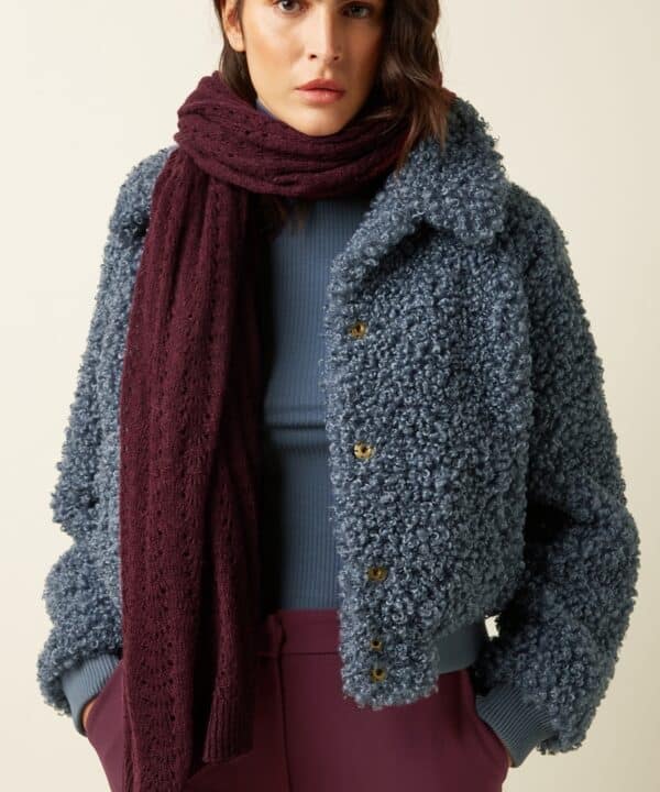 Bufanda King Louie Scarf Ajour carre King Louie Espana vino burgundy granate 09859 600 MF e1759664146324