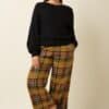 Pantalon cuadros king louie Federica cuff pants caroll check King Louie Espana 09948 551 MF e1759698364834
