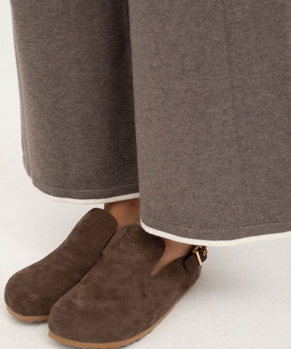 Pantalon punto NAKA MARRON 2 mus bombon e1760563782938