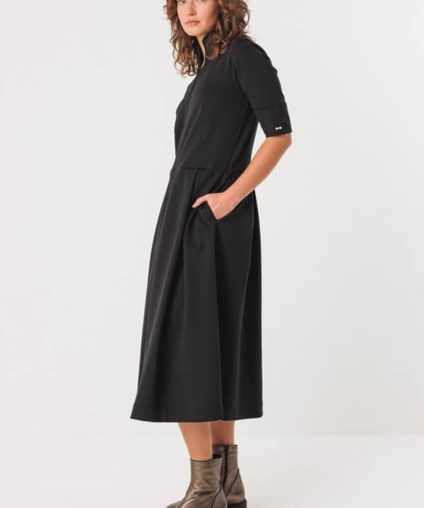 Vestido negro SKFK Alaitza wdr01492 2n 3 scaled e1760427297903