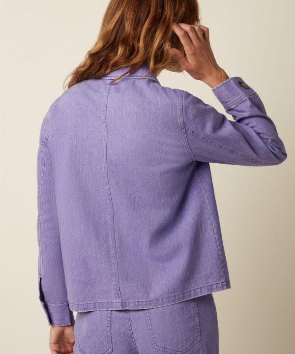 King Louie Espana chaqueta tejana lila Ellen King Louie 10428512 4 scaled e1772005343840