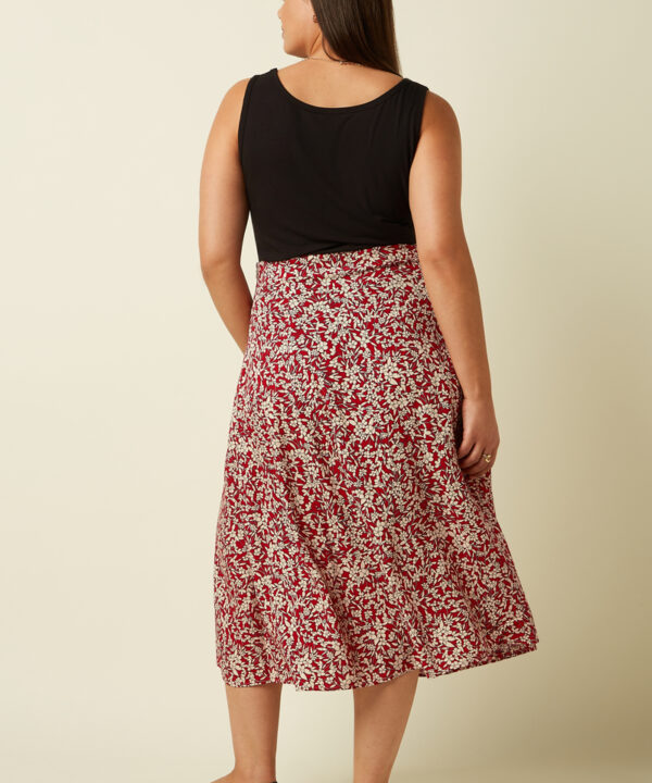 King Louie Espana falda midi laia paradis flores roja king Louie 10259 655 MB e1772311555243