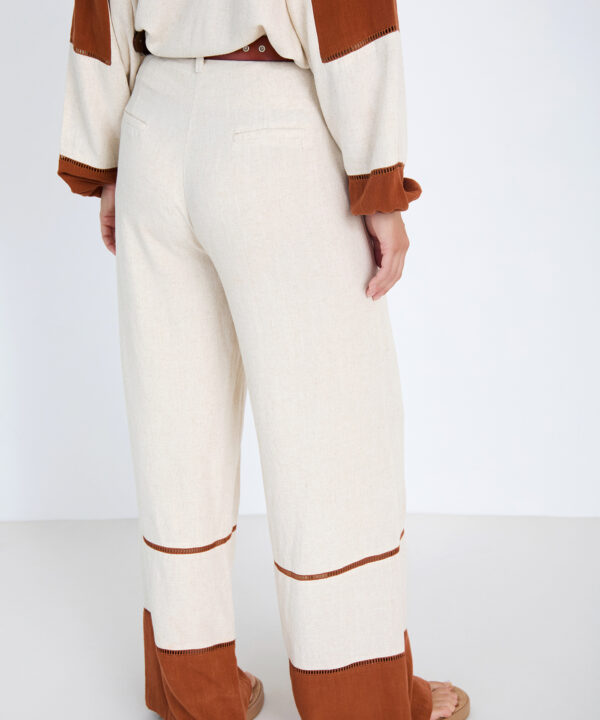 Skatie pantalon detalle contraste Skatie S05P155ARQ 04 e1770574427814