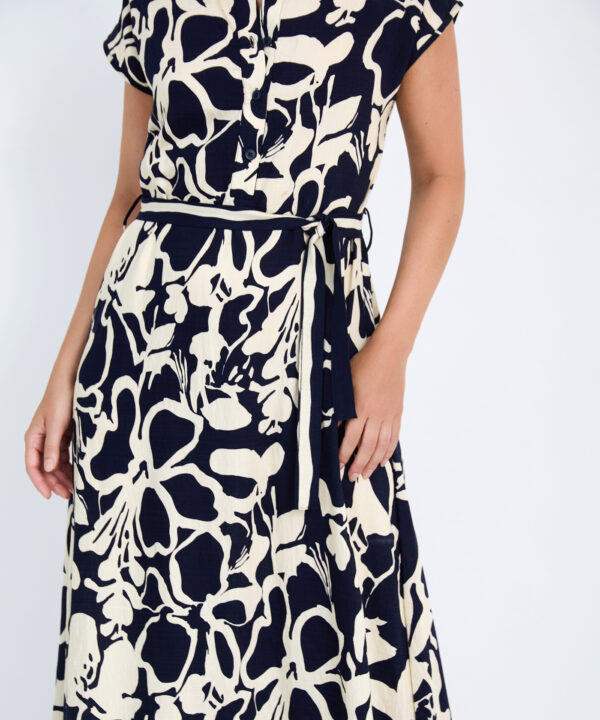 Skatie vestido estampado abstracto azul skatie S102V02NVY 06 e1770576659746