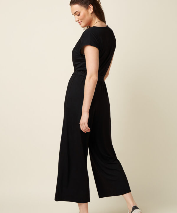 King Louie Espana mono largo negro Mary jumpsuit Silva King Louie 10505 001 MB e1772913879252