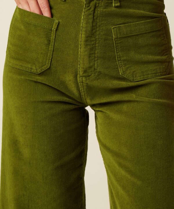 King Louie Espana Pantalones pana Paige pocket baby cord verde oliva 10752253 1