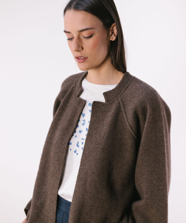 PAN chaqueta cardigan marron P.A.N producto basico FALL 26 ECOMMERCE PAN 65