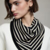 Skatie panuelo triangulo jacquard rayas skatie S204A02BLK 03